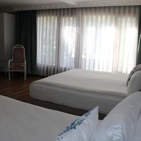 Blanche & Garden Pool Hotel Estambul