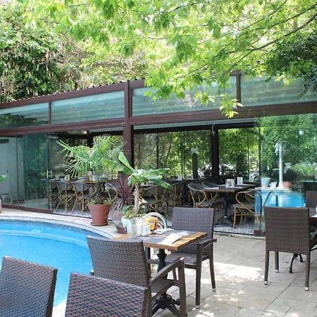 Szálloda Blanche & Garden Pool