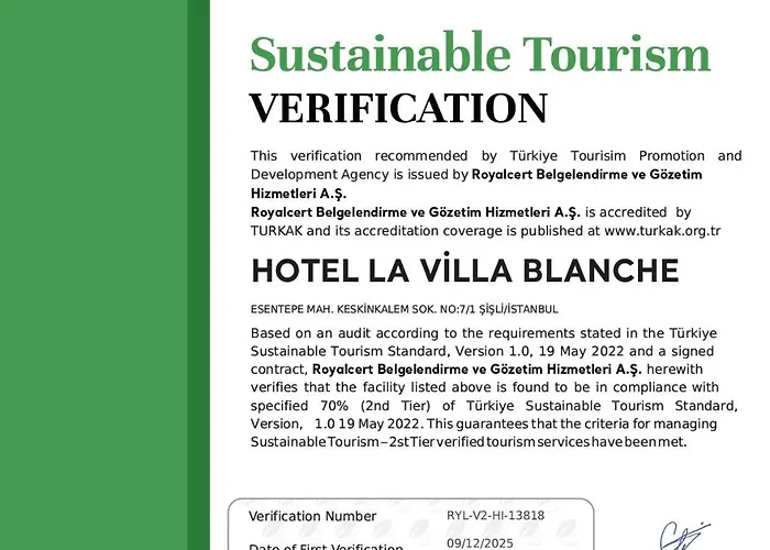 Blanche & Garden Pool 酒店