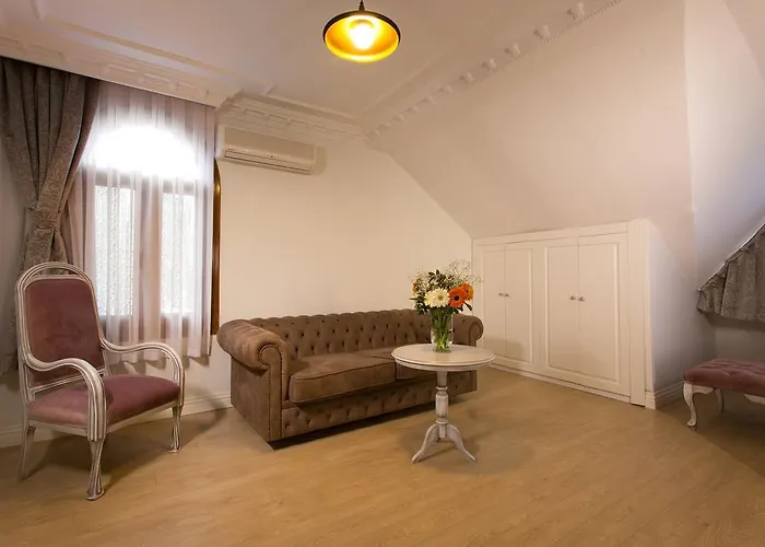 Blanche & Garden Pool 3* 伊斯坦布尔