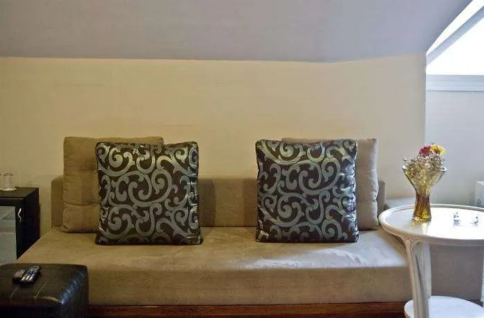 Blanche & Garden Pool 3* 伊斯坦布尔