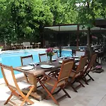 Blanche & Garden Pool Hotel