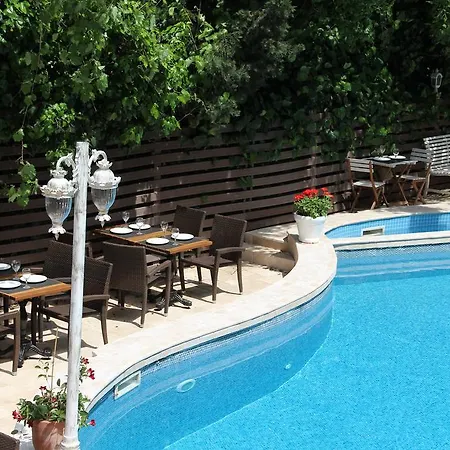 Blanche Spa&garden Pool Hotel Istanbul