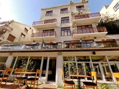 Blanche Spa&garden Pool Hotel
